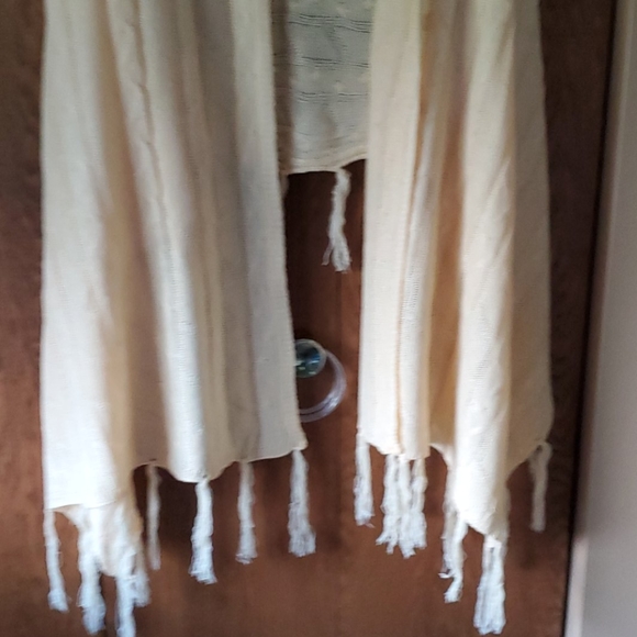 NWT Lularoe Mimi Sweater Knit Wrap - Picture 4 of 6